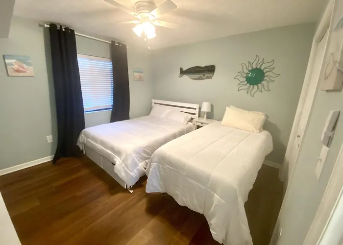 Beautiful Beachfront-Oceanfront First Floor 2Br 2Ba Condo In Cherry Grove, North Myrtle Beach! Renovated With A Fully Equipped Kitchen, 3 Separate Beds, Pool, Private Patio & Steps To The Sand!